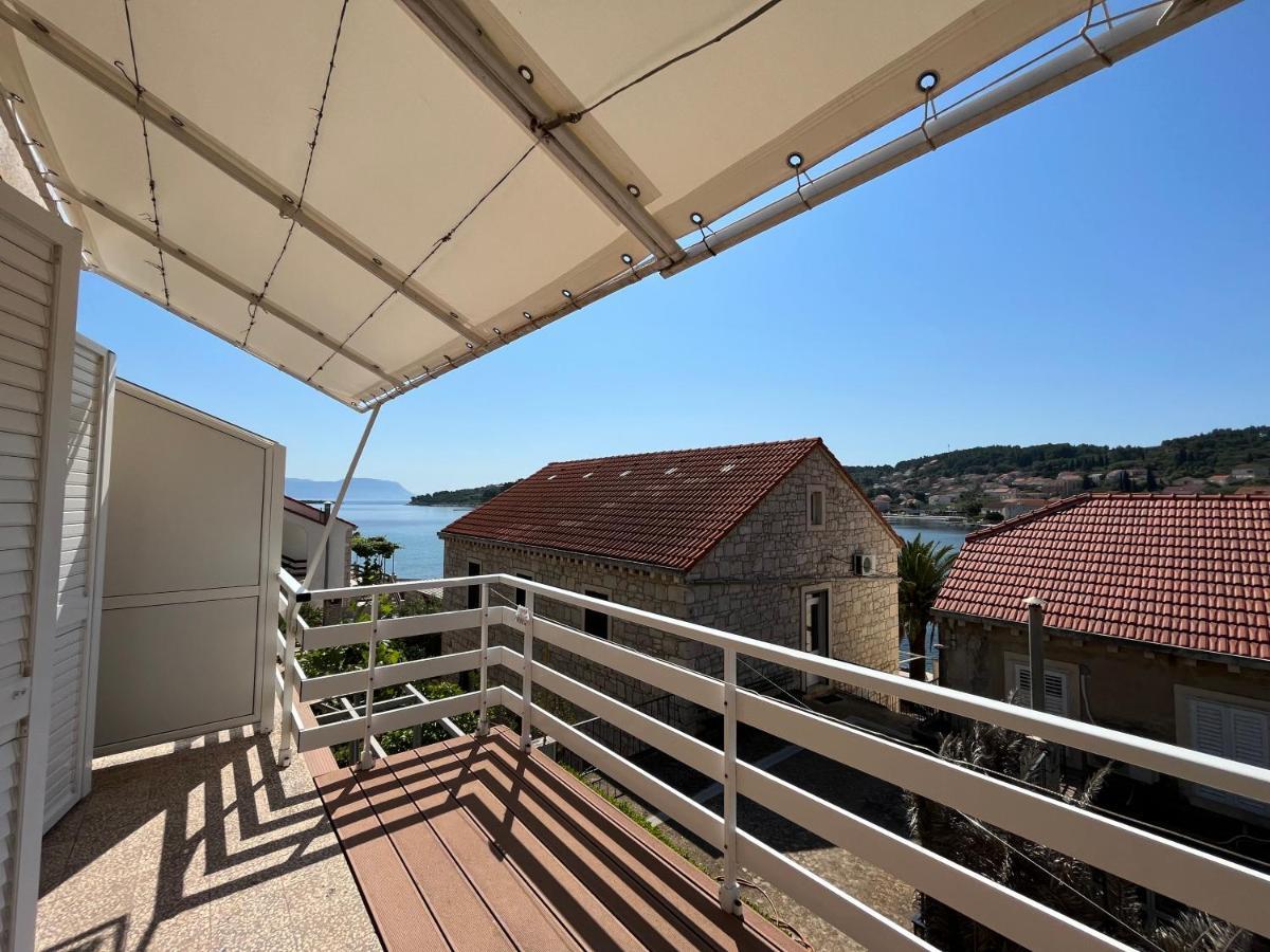 Apartments Suda Lumbarda Exterior photo