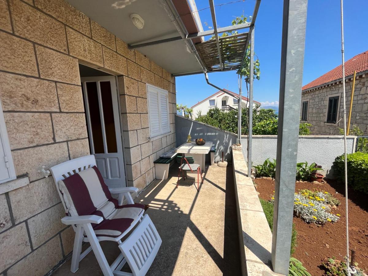 Apartments Suda Lumbarda Exterior photo