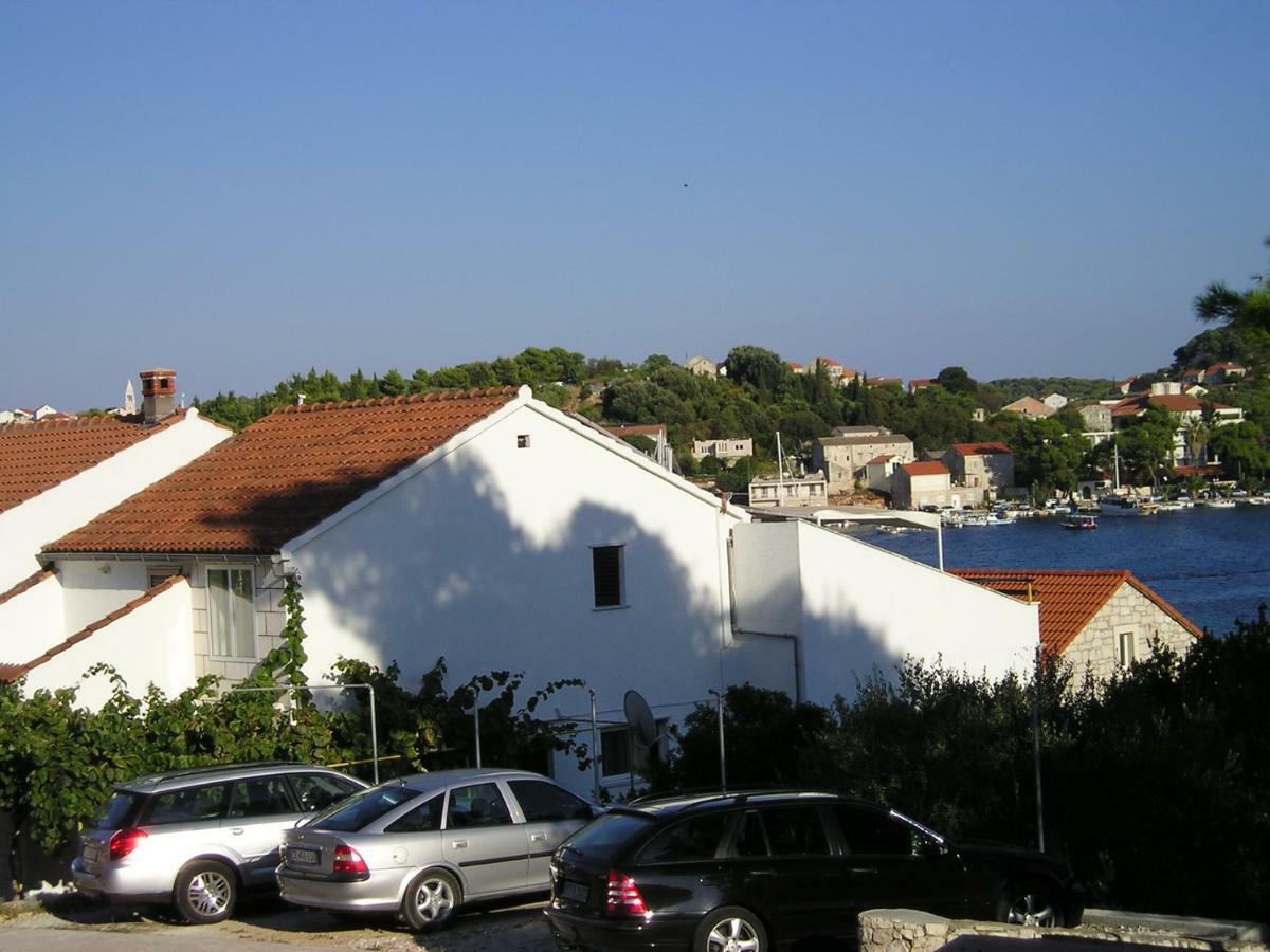 Apartments Suda Lumbarda Exterior photo
